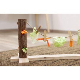 Set de 2 Troncos de Árbol con Cuerda para Colgar Alimentos – Accesorio Interactivo para Conejos y Roedores